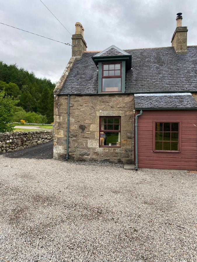 Quirky Highland Cottage With Stunning Views Fearn Lodge المظهر الخارجي الصورة